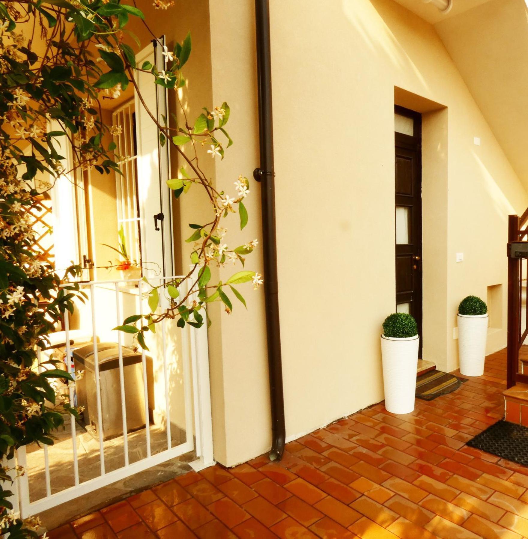 Casa Vacanze Sabrina Polpenazze del Garda Exterior foto
